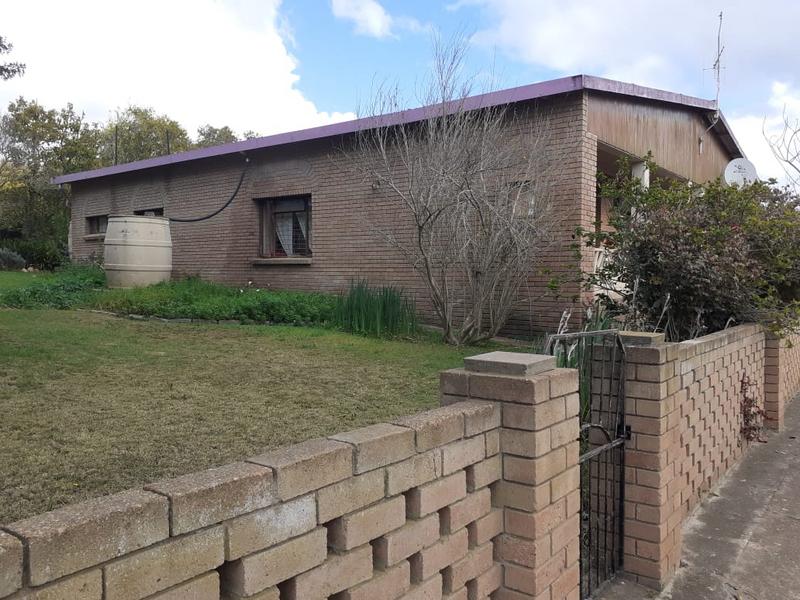 4 Bedroom Property for Sale in Albertinia Western Cape